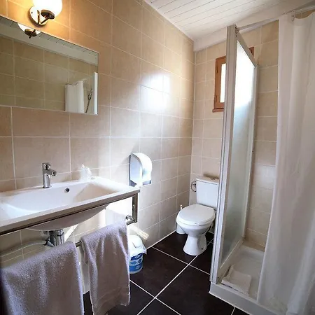 Laurence Hotel